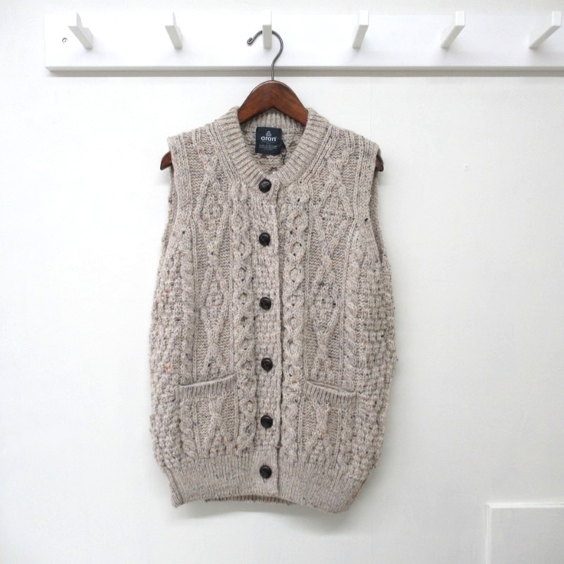 aran Woolen Millsアイルランド製ポケット付きニットベスト /BE920